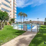 Beachfront 2br W Seaviews By Better Bookings شقة *